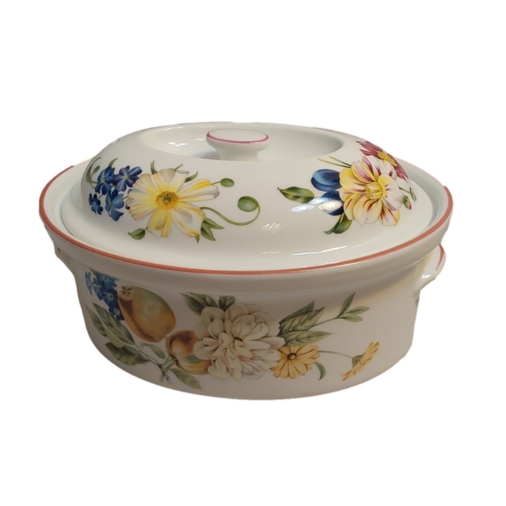 ROYAL WORCESTER OVAL COVERED BOTANICAL GARDEN  (Red Trim ) COOCK POT